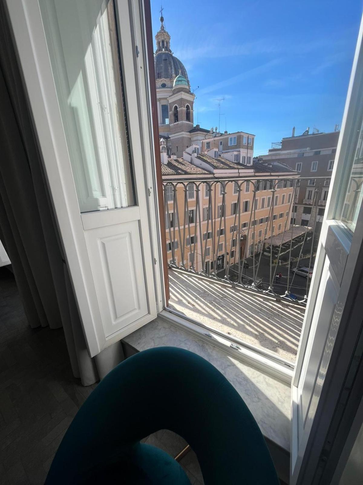 Boutique Suites Della Croce Rom Exteriör bild