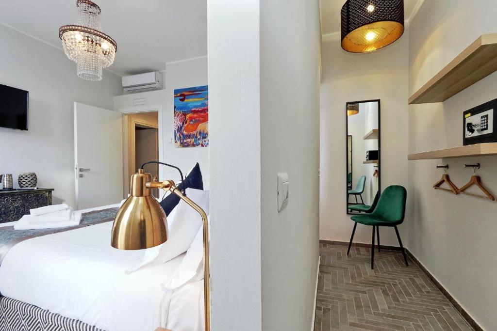 Boutique Suites Della Croce Rom Exteriör bild